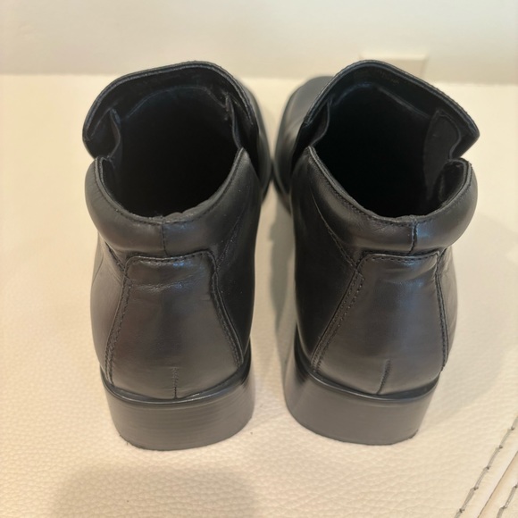 Karen Scott Women’s Simpson Leather Booties Size 8.5 - Picture 10 of 13